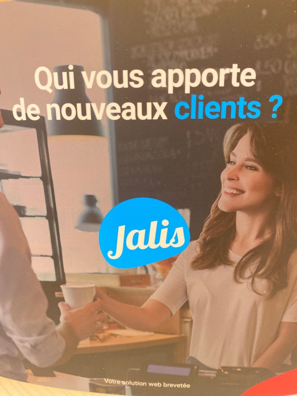 Mise en place d’un escalier pour ma piscine près de Bordeaux