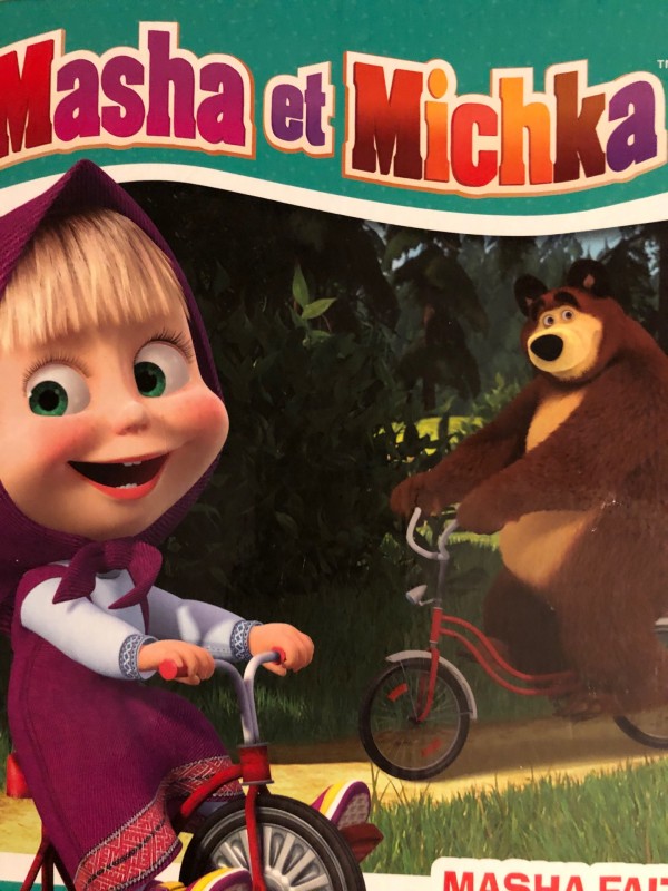 Recherche boutique Pas Cher spécialisé dans les petites figurines de Macha et Michka à Bordeaux