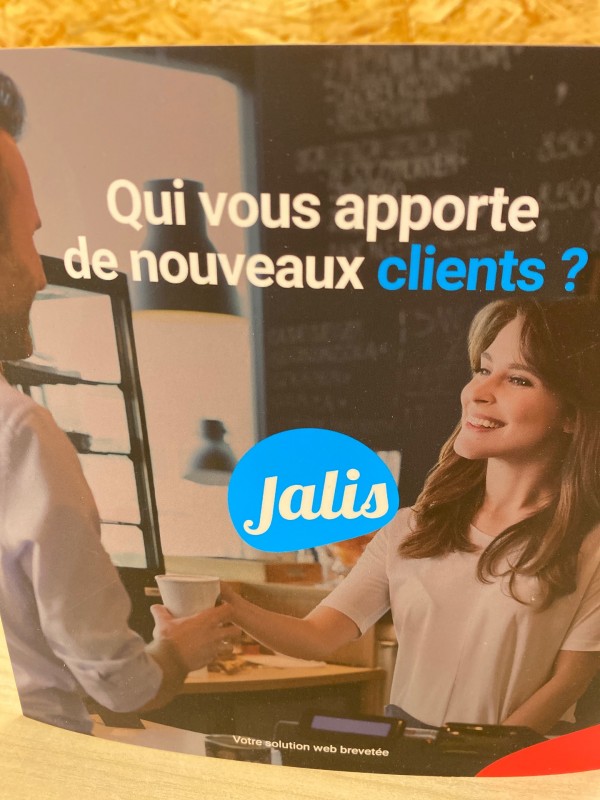 Trouver un professionnel pour la réalisation d’un parking en enrobé à Bordeaux