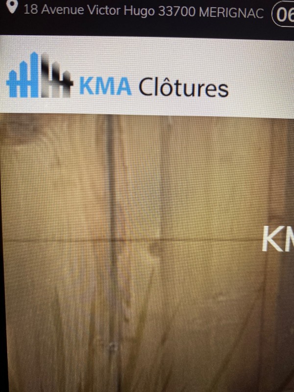 Pose d’une clôture en mixte bois béton pour mon terrain proche de Bordeaux
