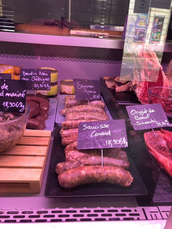 Où acheter des saucisses de canard dans une boucherie est spécialisée à Bordeaux en Gironde