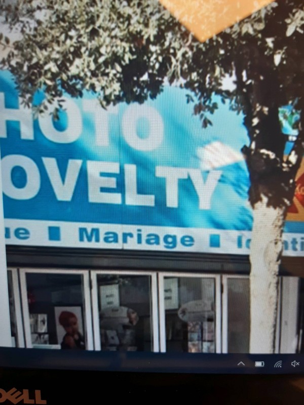 Recherche d'un nouveau téléphone pas cher à Andernos