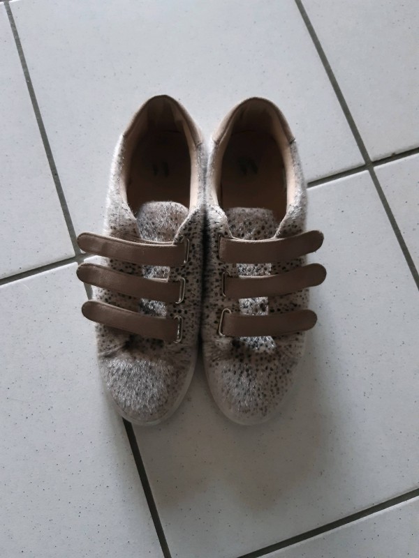 Trouver des tennis léopard à Bergerac