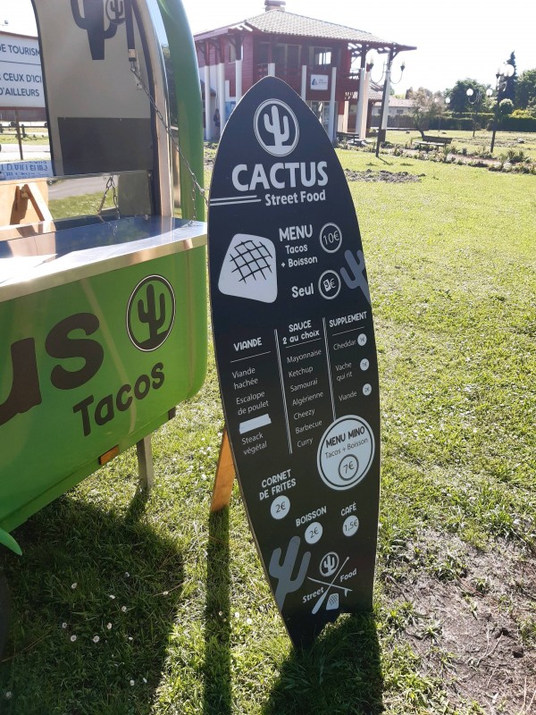 Food truck pour restauration rapide installer à Lanton sur le Bassin d'Arcachon