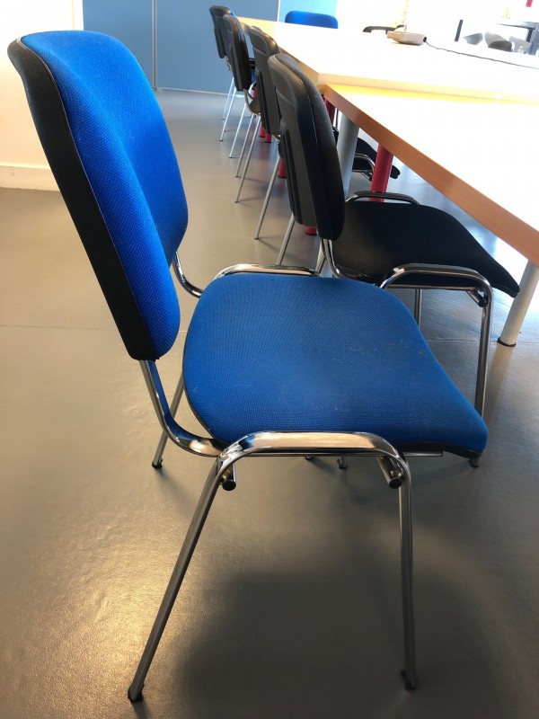 Recherche magasin spécialisé dans la vente de chaises de bureau pas cheres à Bordeaux