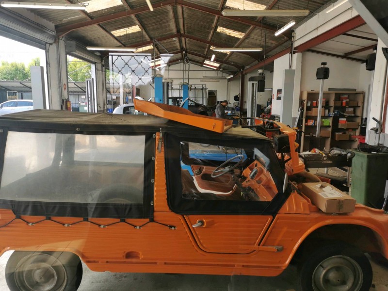 Réparation d'un embrayage pour une méhari sur Biscarrosse