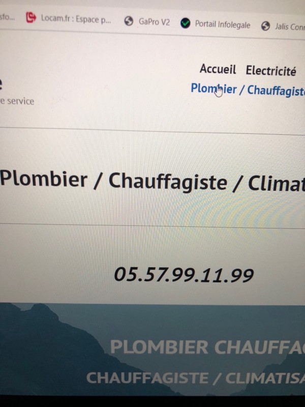Faire rappelle un plombier pour le débouchage rapide d’un évier à Mérignac