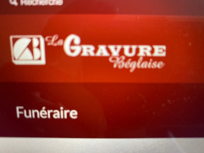 Faire graver une plaque commémorative pour le décès d’un proche à Gradignan